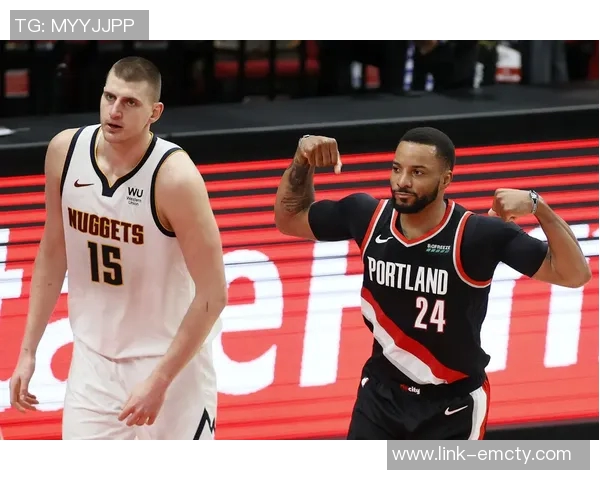 维拉纽瓦谈4号位阵容选择：德克首发KG替补字母哥被裁的深意